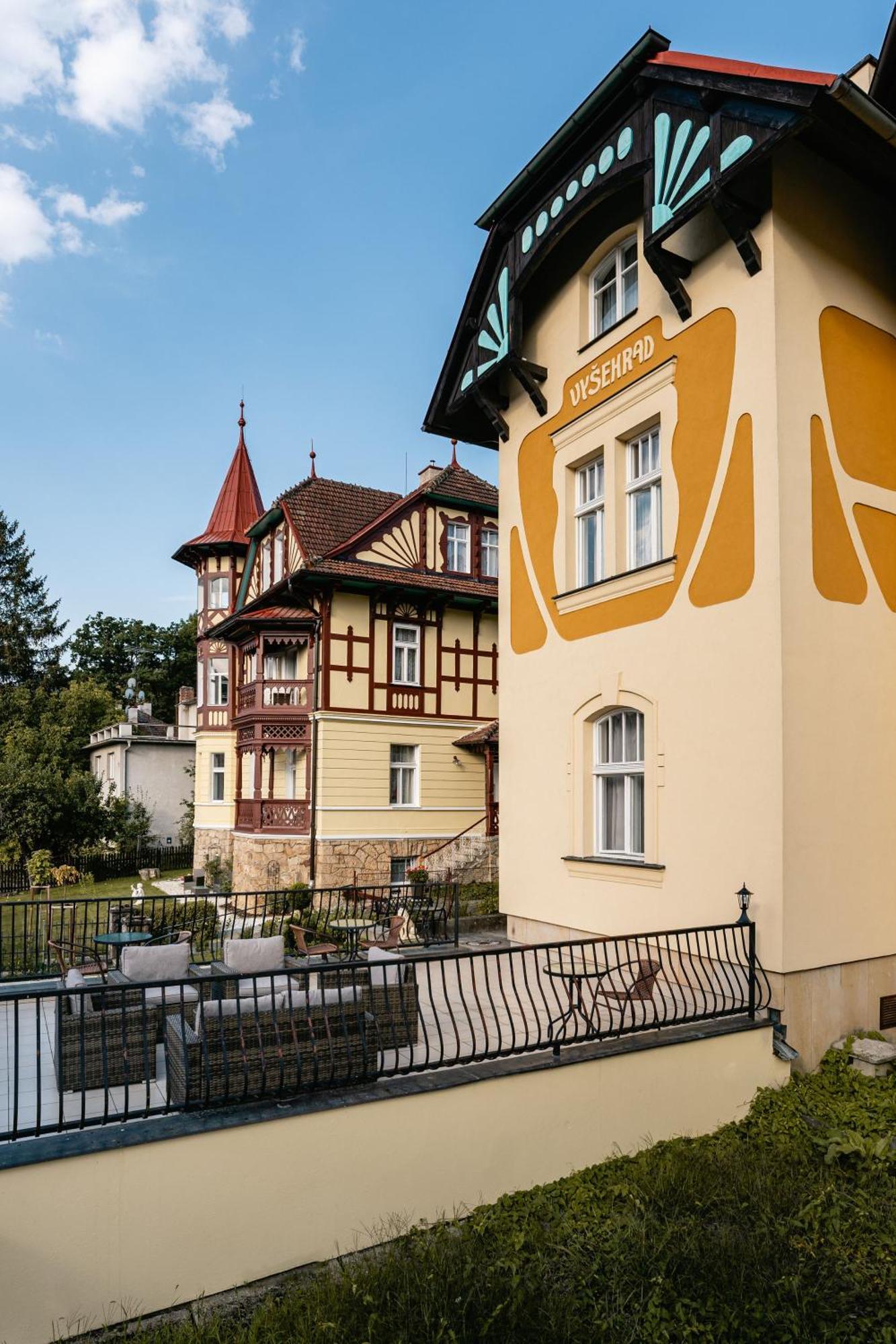 Vila Vysehrad Luhačovice Exterior foto